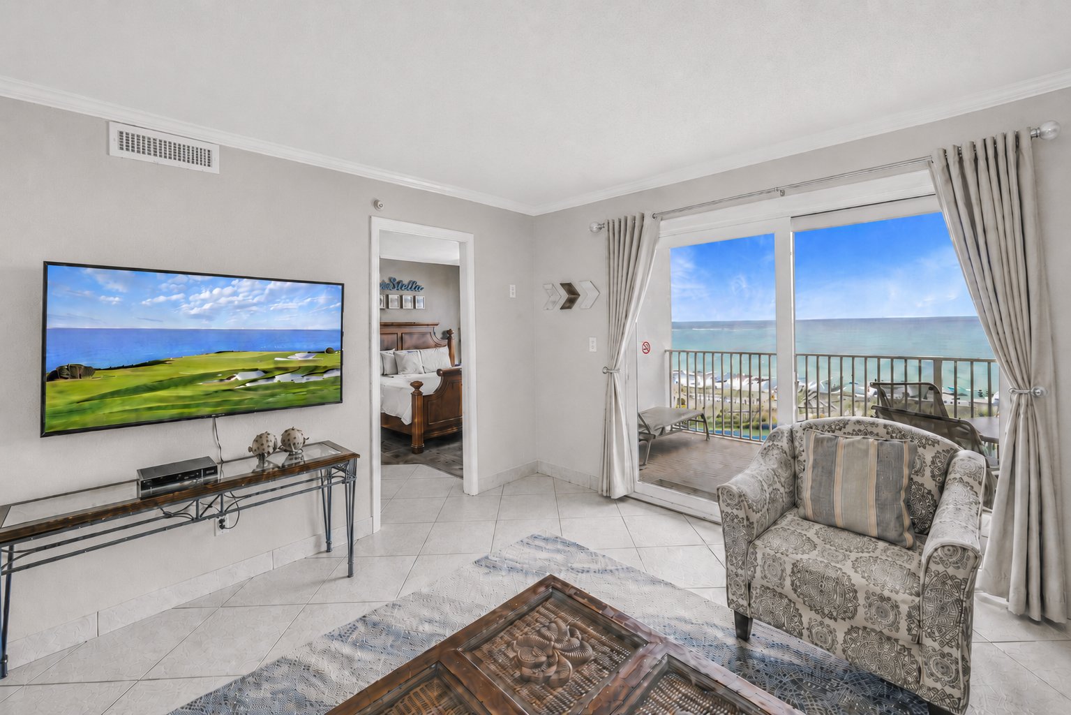Living room with sliding doors to the Gulf-front balcony